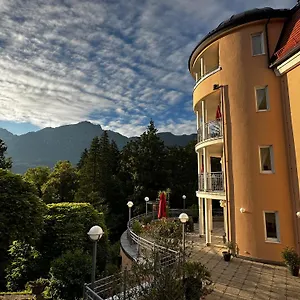 Tivoli Apartment